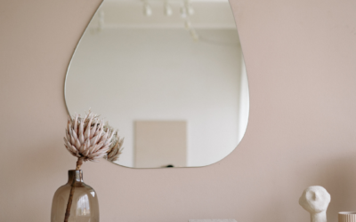 How Can Custom Mirrors Transform My Summer Décor?